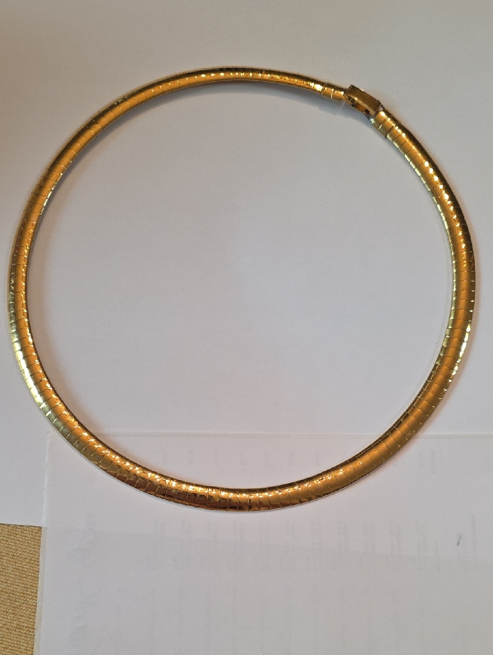 Vintage JOAN RIVERS CHOKER  NECKLACE Goldplatted, Easy Clasp Closure. Ladies.